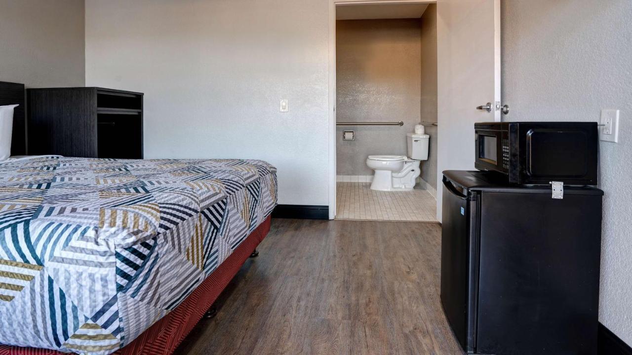 Motel 6-Arcata, Ca Cal Poly Humboldt Eksteriør billede