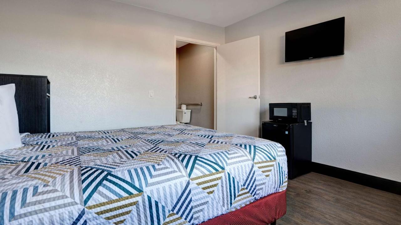 Motel 6-Arcata, Ca Cal Poly Humboldt Eksteriør billede