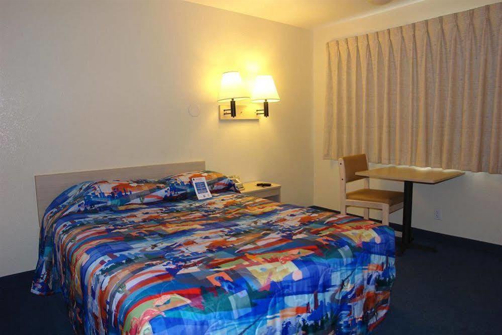 Motel 6-Arcata, Ca Cal Poly Humboldt Eksteriør billede